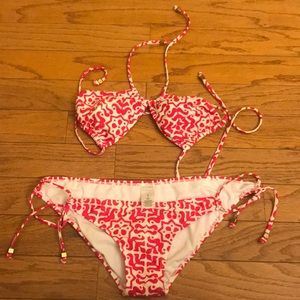 😍 2/$10😍Pink and white Old Navy swimsuit